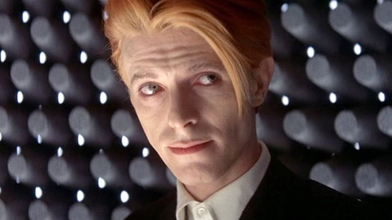 The Man Who Fell to Earth Backdrop Image