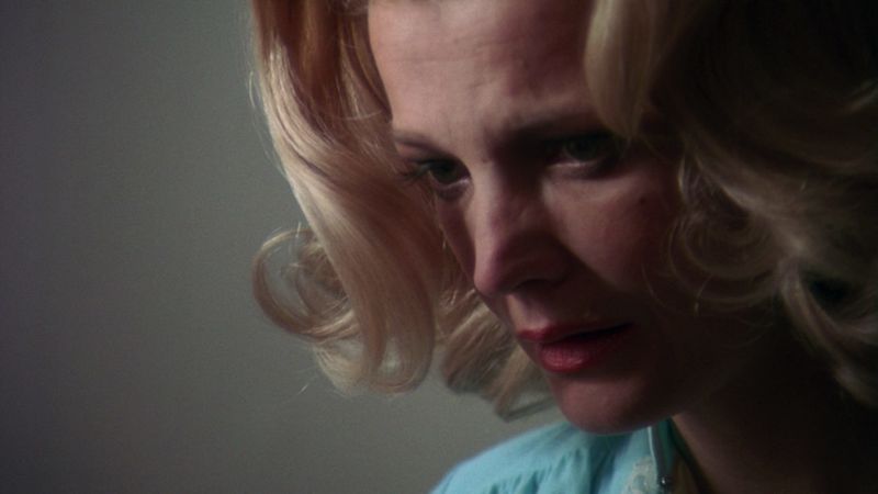 Minnie and Moskowitz Backdrop Image