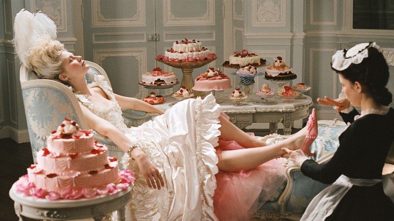 Marie Antoinette Backdrop Image