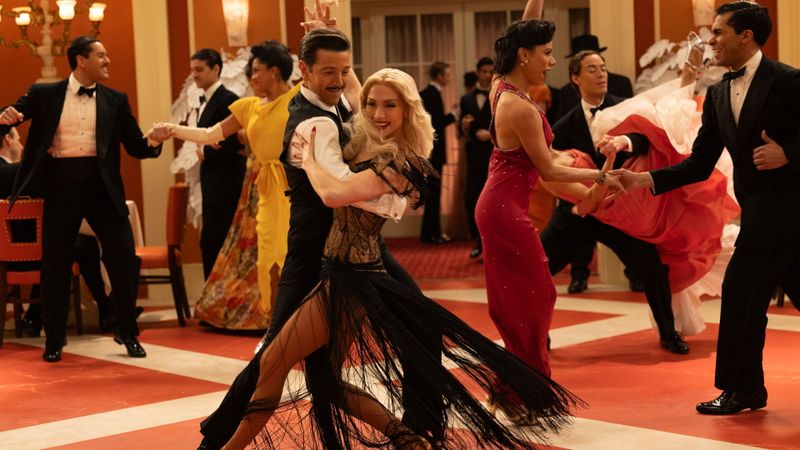 Kiss of the Spider Woman Backdrop Image