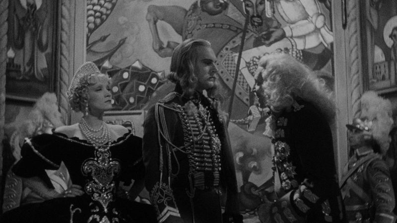 von Sternberg: The Scarlet Empress Backdrop Image