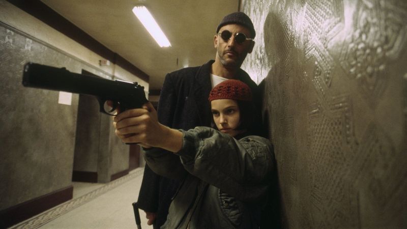 Léon: The Professional Backdrop Image