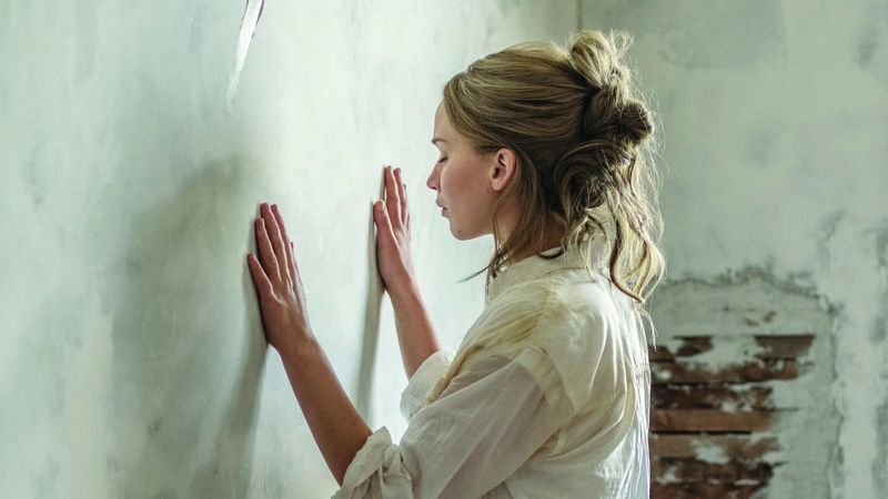 Darren Aronofsky: Mother! Backdrop Image