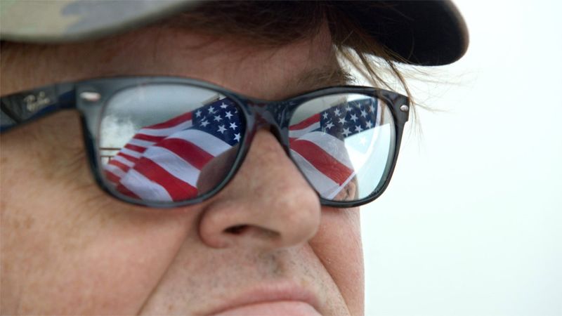 USA 250: Where to Invade Next [OmU] Backdrop Image