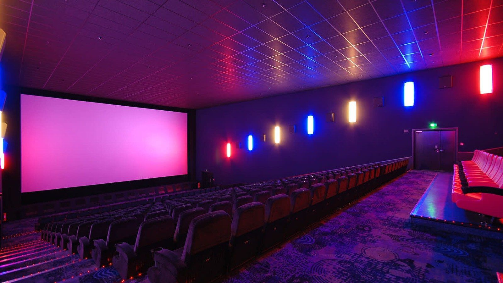 Cineplex Neukölln, photo 1 of 2